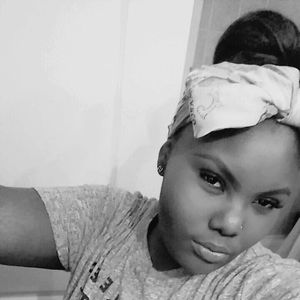 Meet your Posher, Samara